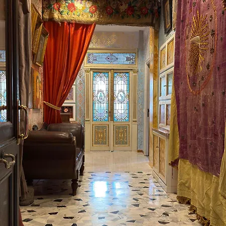 Lejlighed Museum House *